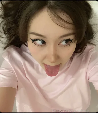 Санни Рэй (Sunny Ray, Cyber Kitty)