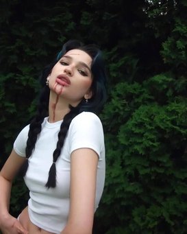 Лиза Анохина
