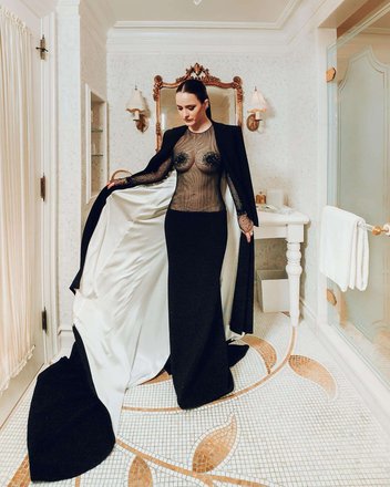 Рэйчел Броснахэн (Rachel Brosnahan)