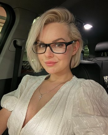 Алиса Вокс