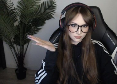 Даша (Dasha228play)