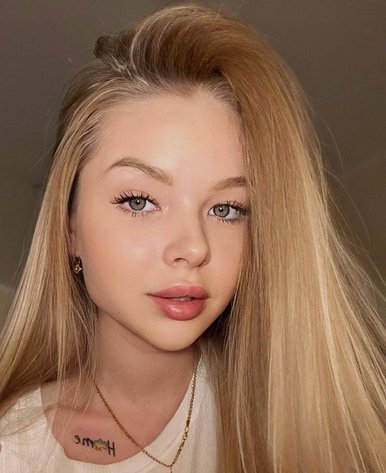 Ангелина (Amlolliii)