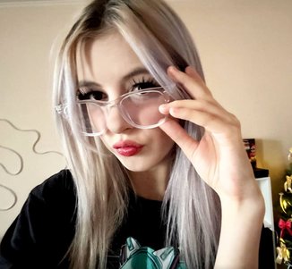 Фенечка Фрикленд (Fenechka97)